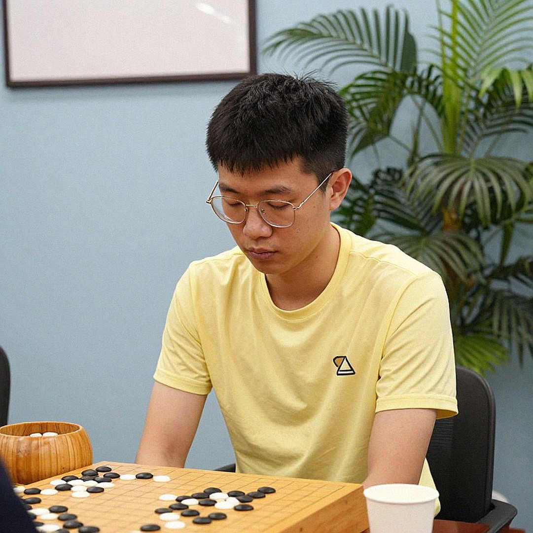 प्राग 2026 की 27 मिनिएचर और ChessBase Magazine #225: ओपनिंग प्रयोगशाला की चुप्पी
