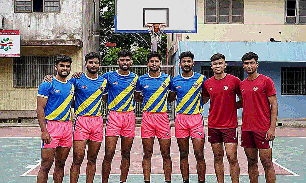 मैच 4, भारत का पहला रेड: अहमदाबाद की शीट पर पहले से दर्ज तीन मैच